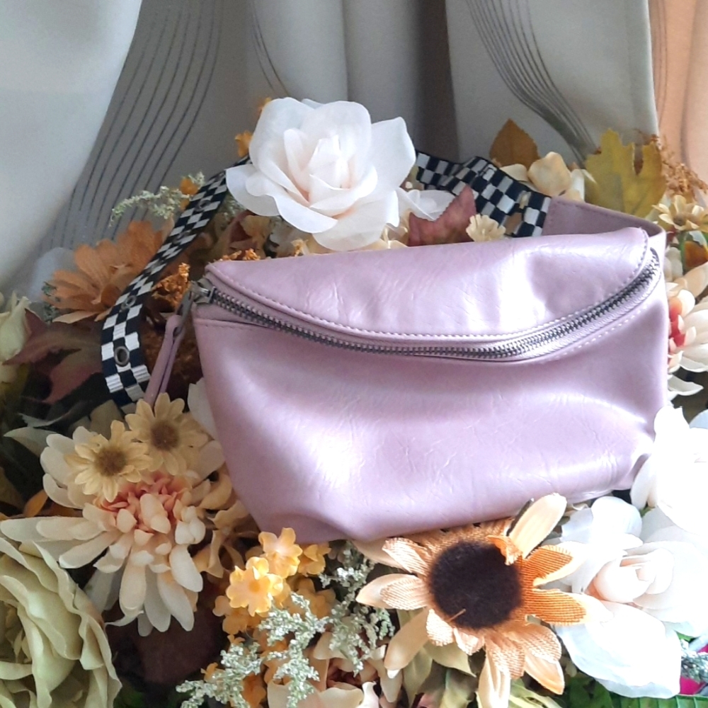 Fanny pack
